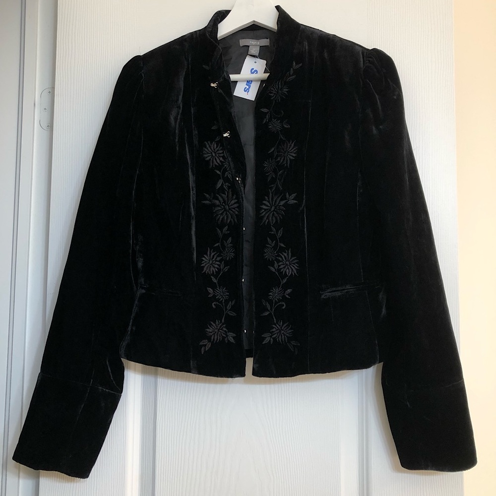 Black Velvet Blazer with Flower Detailing